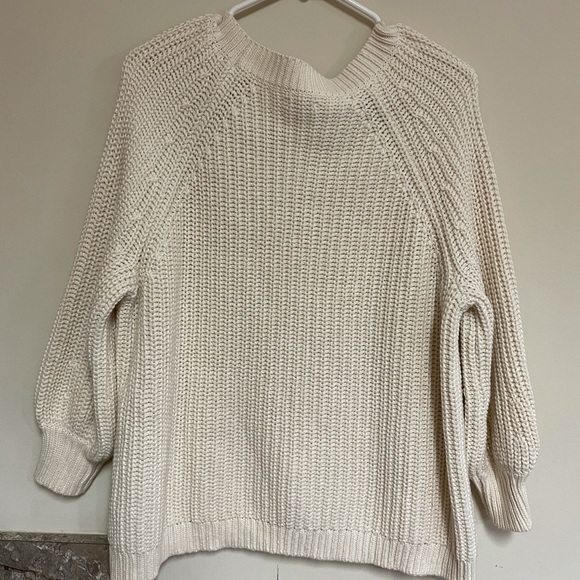 Arie Sweater - Picture 2 of 3